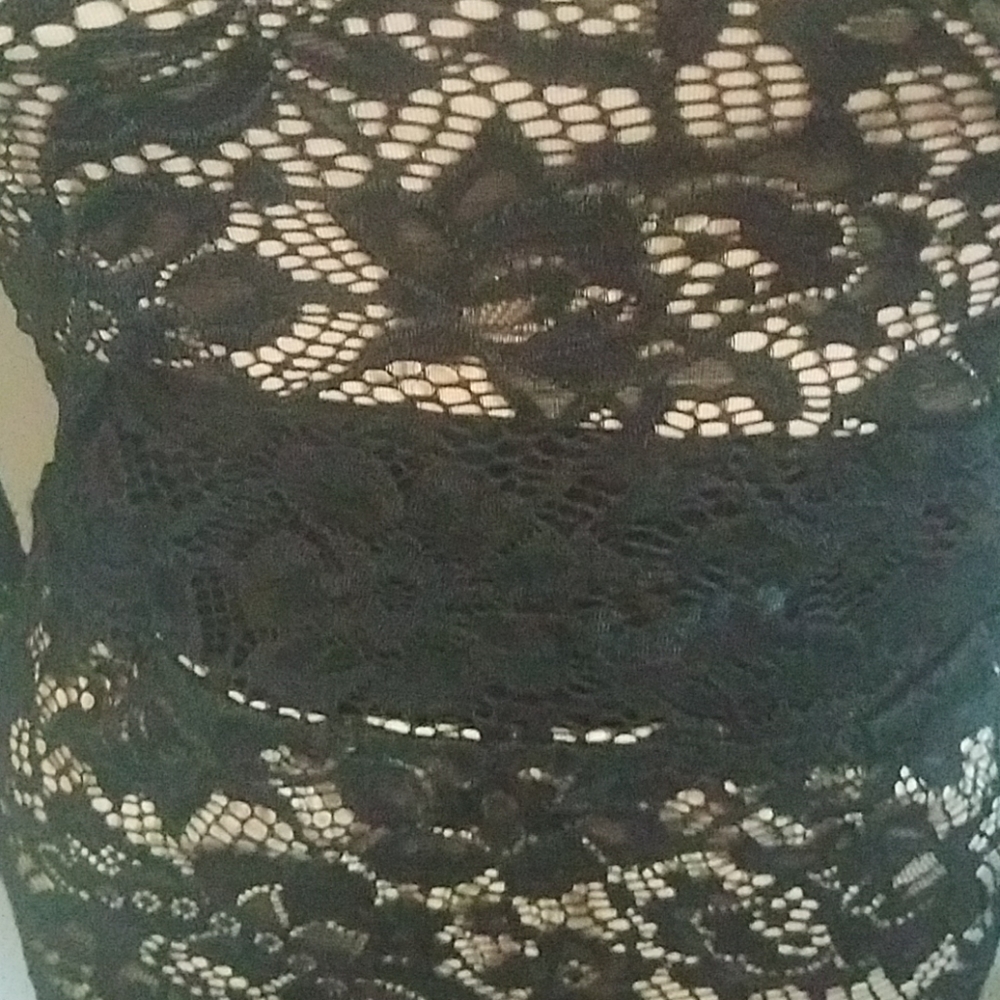 Dress - Picture 7 of 8